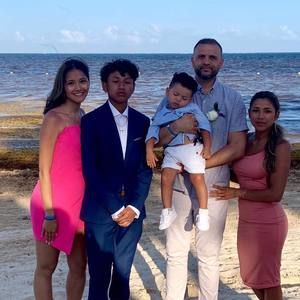 Meet your Posher, Maria